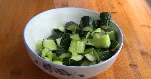 小瓜和洋葱可以搭配吃吗,营养互补的饮食新选择