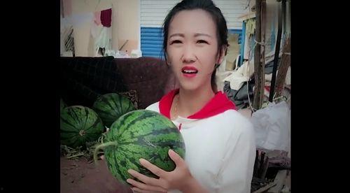 老公卖瓜吃没吃,揭秘家庭生活中的温馨一幕