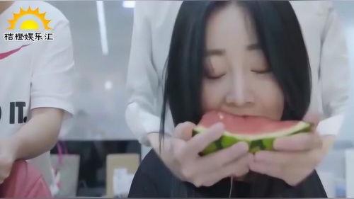 小姐姐吃瓜后续,小姐姐吃瓜后续揭秘