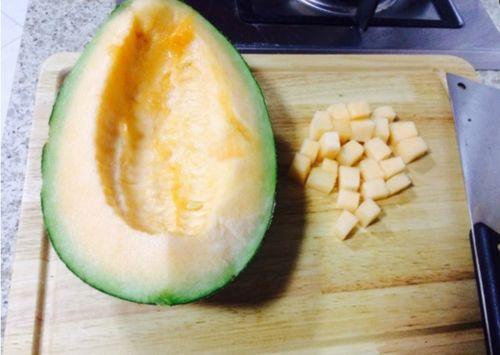 吃完哈密瓜可以吃鲍鱼吗