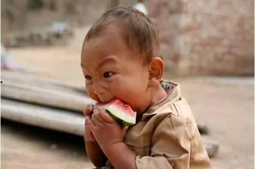 跟着宝宝吃瓜,跟着宝宝一起享受美味瓜果时光