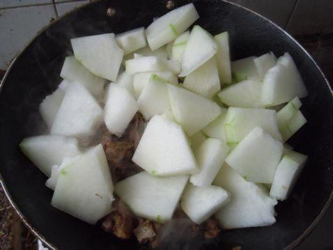 吃鸡瓜的好处视频,揭秘健康生活新选择