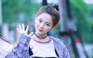 杨超越天涯吃瓜